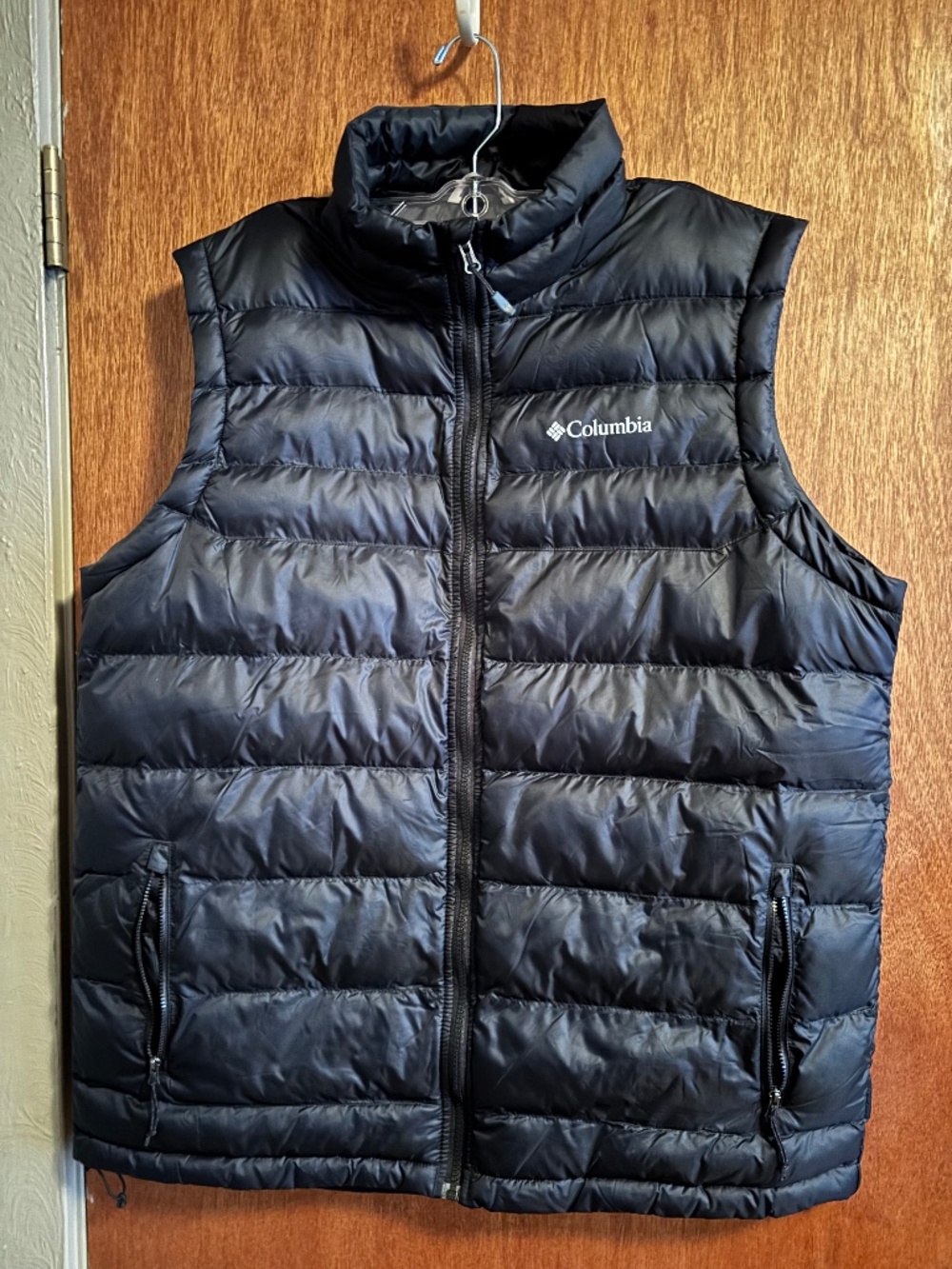 XL mens Columbia puffy vestMen